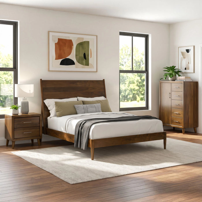 Malibu Panel Bedroom Set in Walnut