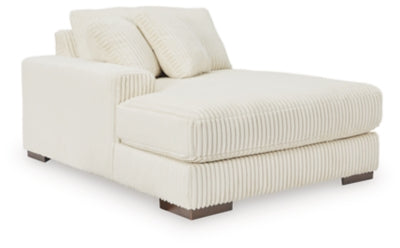 Lindyn Sectional with Chaise - Pierce Furniture Gallery
