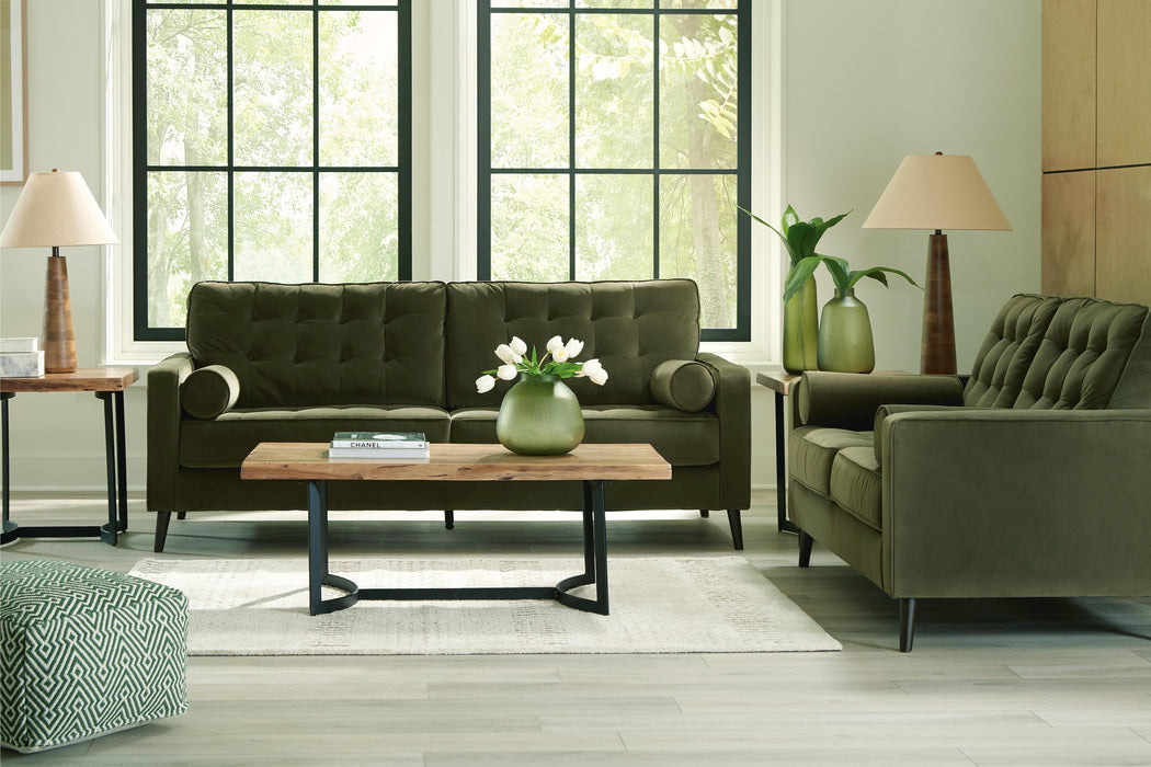 Reveon Lakes Living Room Set - Pierce Furniture Gallery
