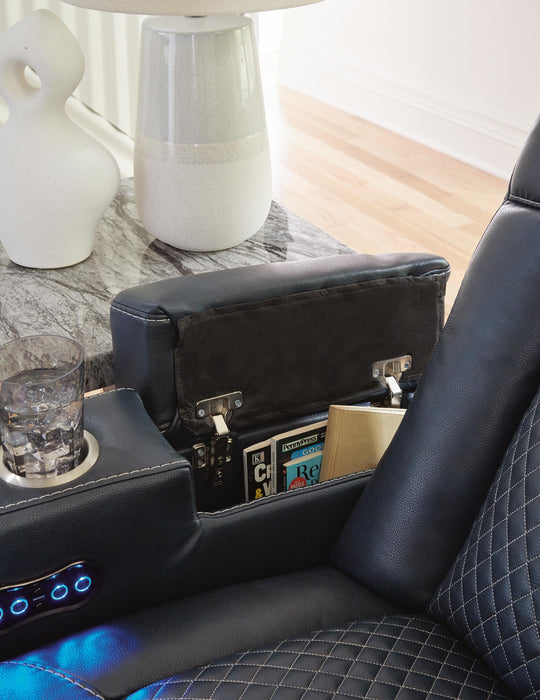 Fyne-Dyme Power Recliner - Pierce Furniture Gallery