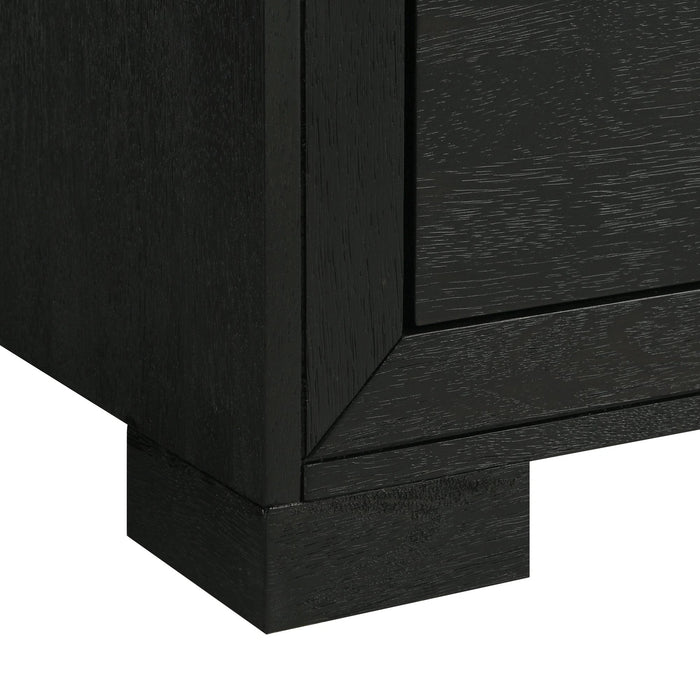Allan Bedroom Set with 2 Nightstands in Black