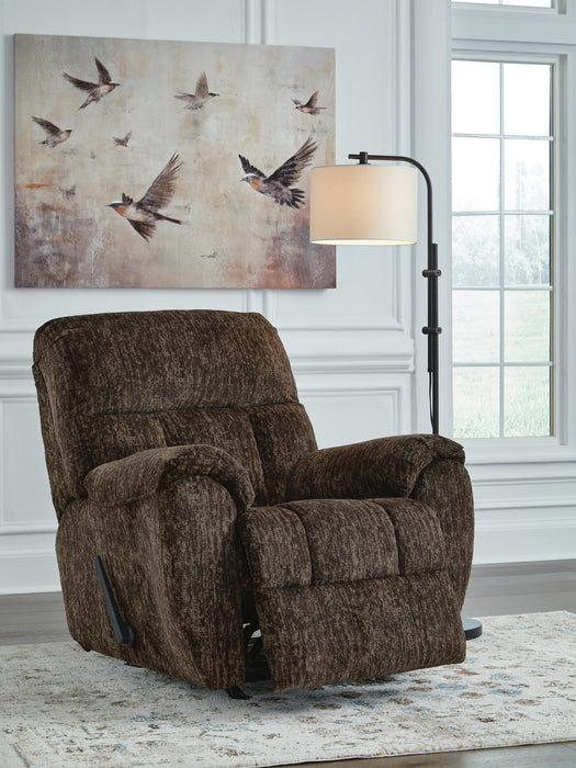 Stayfish Recliner - Pierce Furniture Gallery