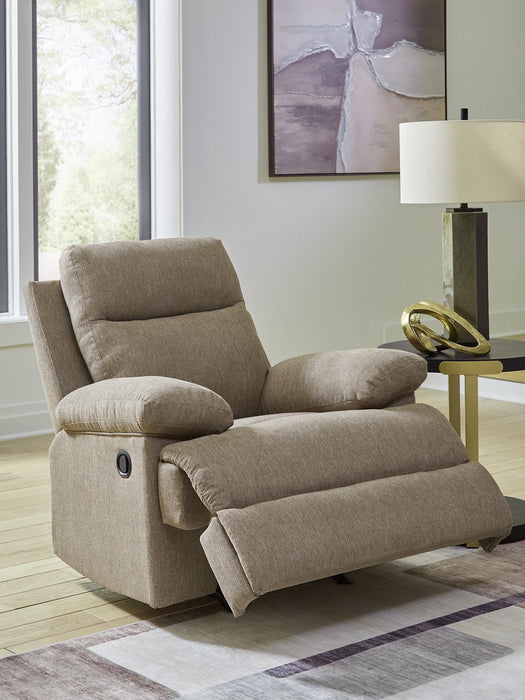 Side-Swipe Recliner - Pierce Furniture Gallery