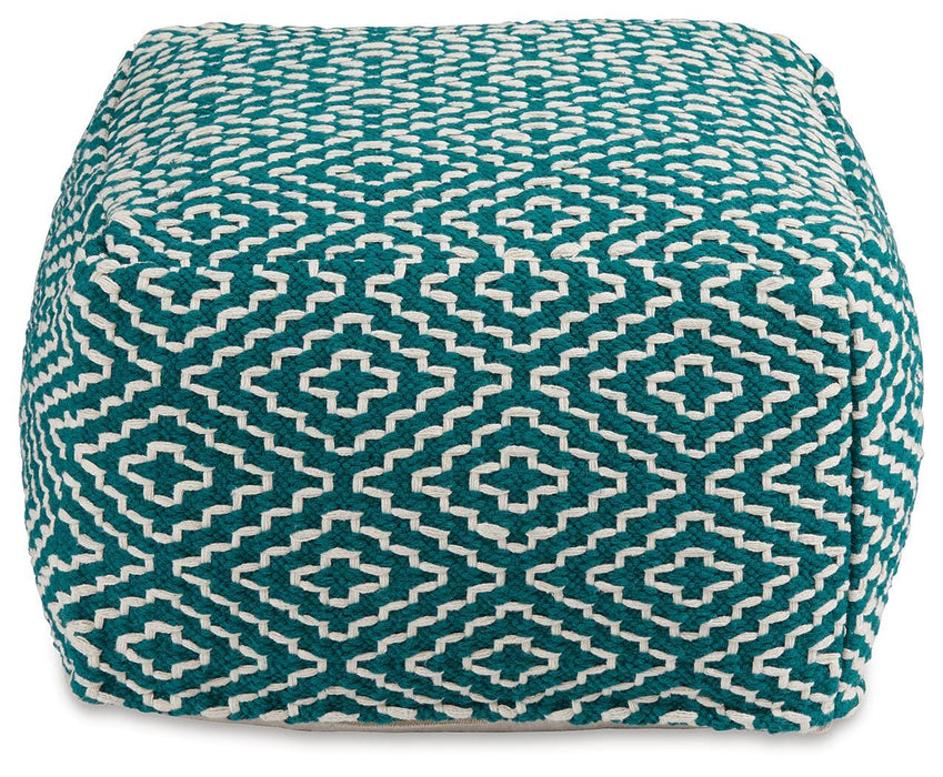 Brynnsen Pouf - Pierce Furniture Gallery