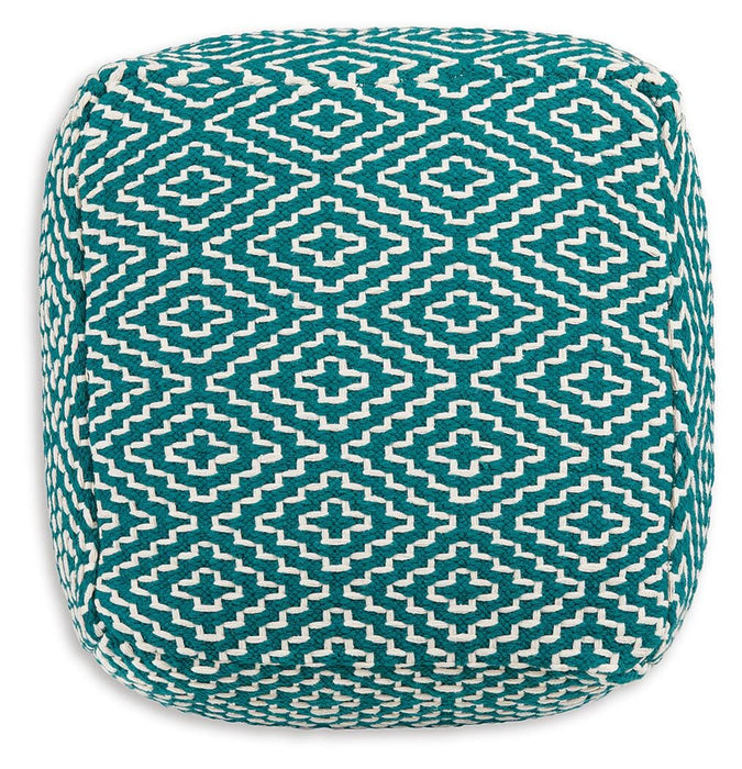 Brynnsen Pouf - Pierce Furniture Gallery