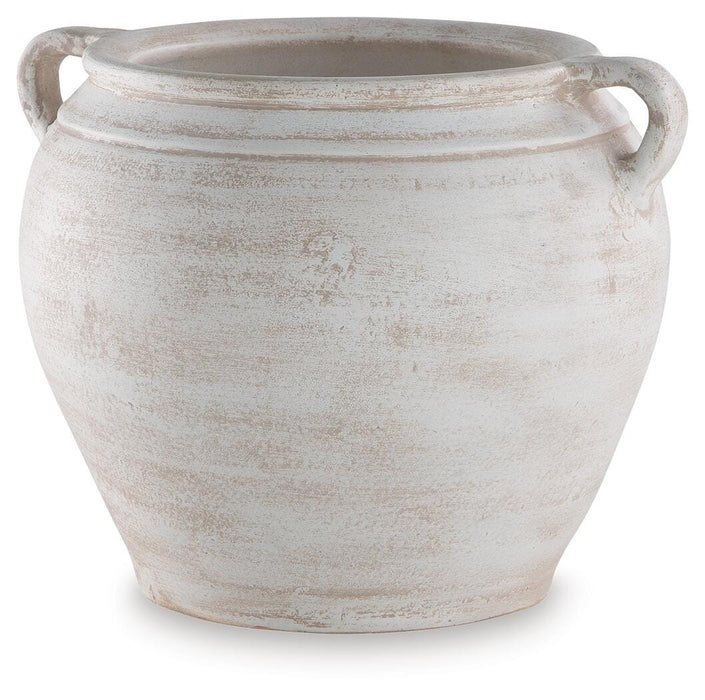 Meadie Vase - Pierce Furniture Gallery