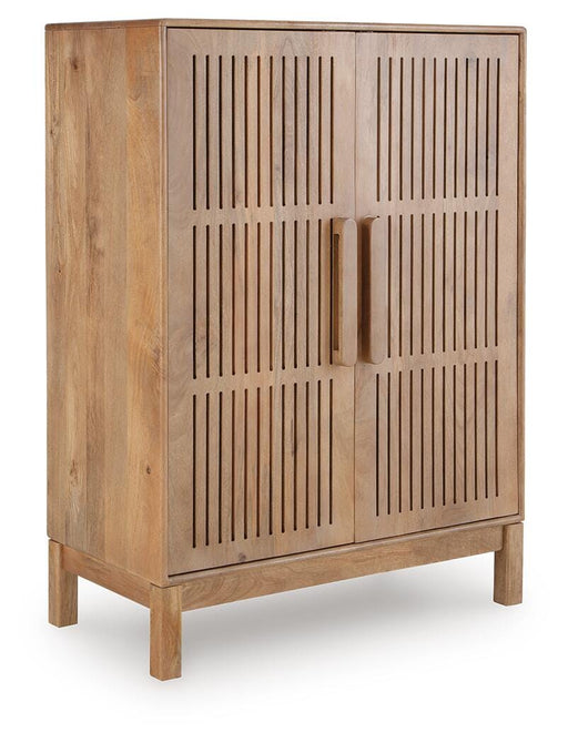Pellamour Bar Cabinet - Pierce Furniture Gallery
