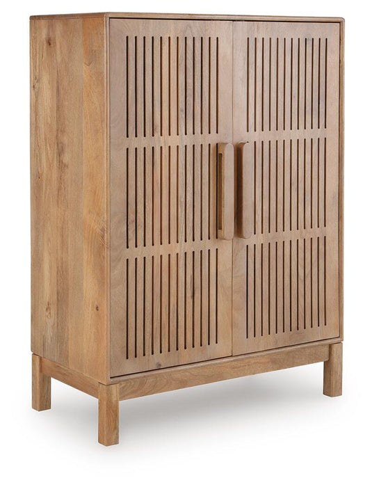 Pellamour Bar Cabinet - Pierce Furniture Gallery