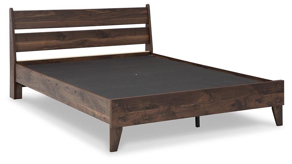 Calverson Bed - Pierce Furniture Gallery