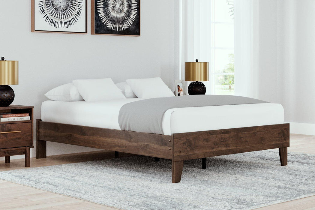 Calverson Bed - Pierce Furniture Gallery