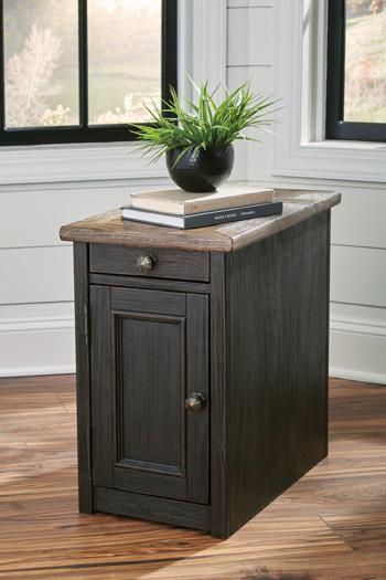 Tyler Creek End Table Set - Pierce Furniture Gallery