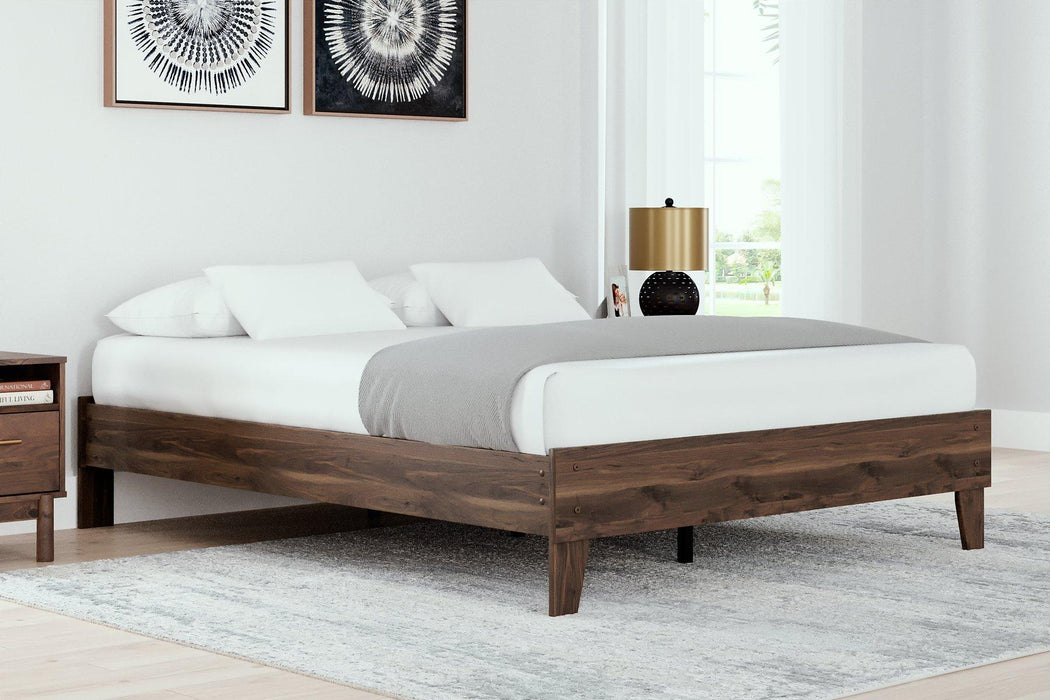 Calverson Bed - Pierce Furniture Gallery