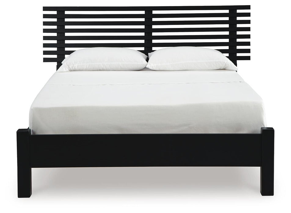 Danziar Queen Slat Bed - Pierce Furniture Gallery