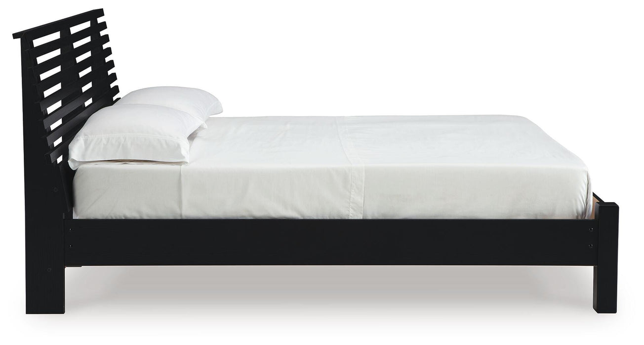 Danziar Queen Slat Bed - Pierce Furniture Gallery