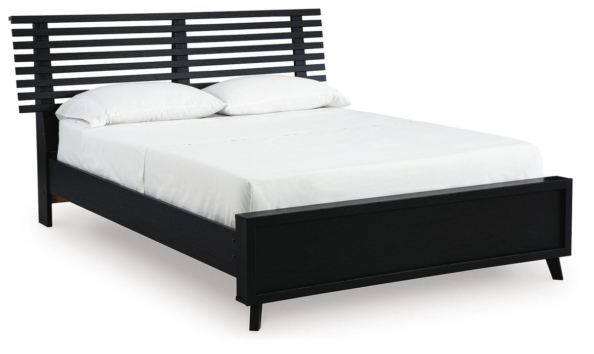 Danziar Queen Slat Bed - Pierce Furniture Gallery