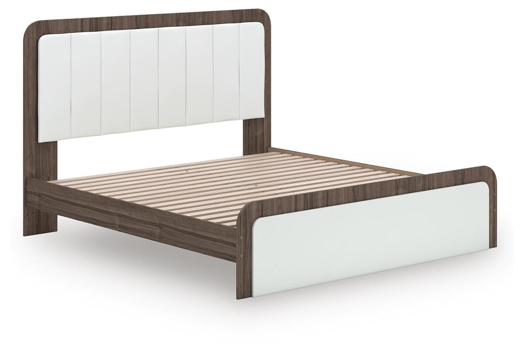 Kendanport Upholstered Bed - Pierce Furniture Gallery