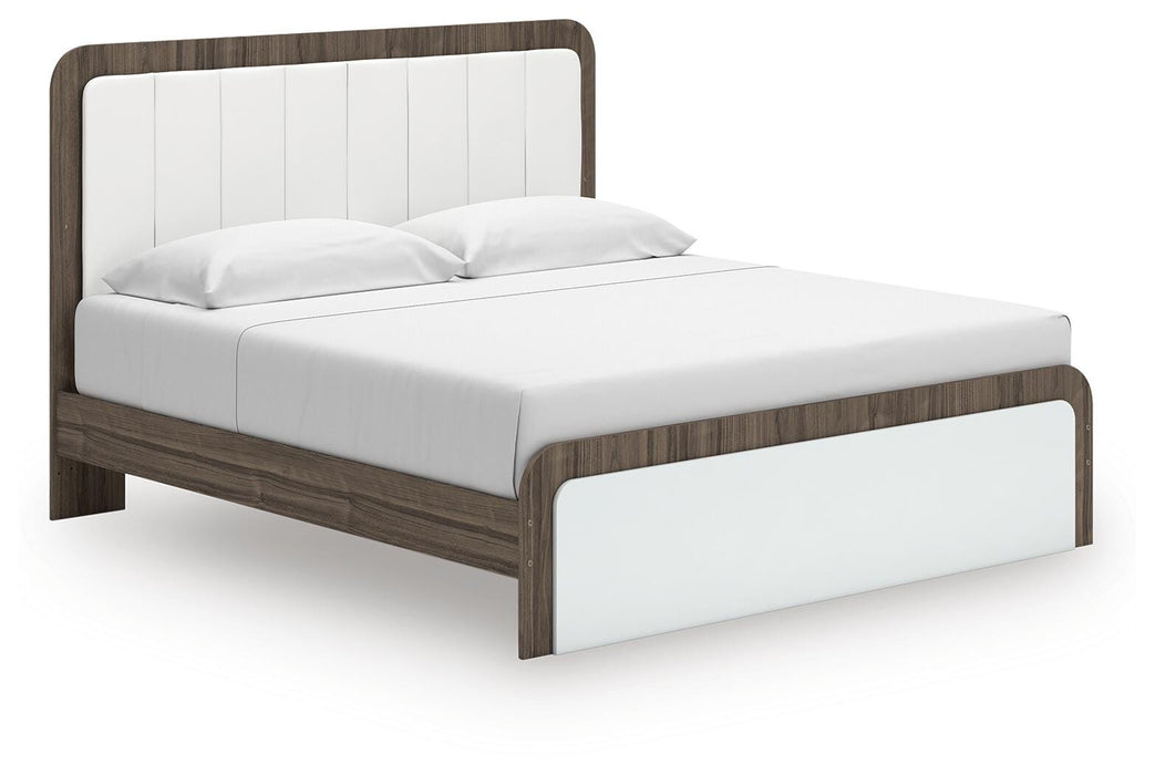 Kendanport Upholstered Bed - Pierce Furniture Gallery