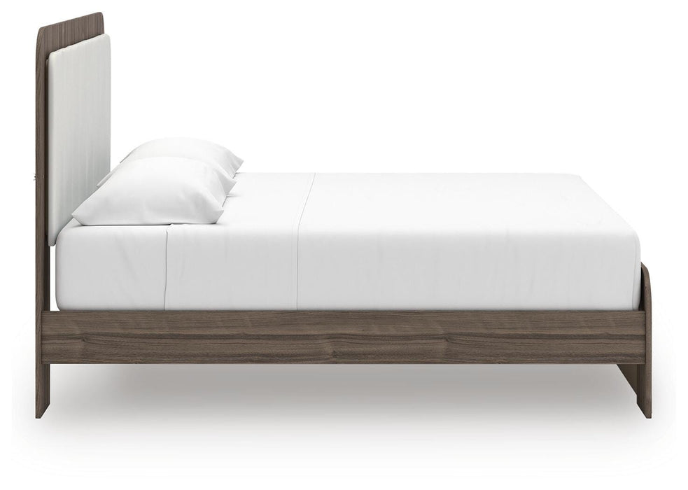 Kendanport Upholstered Bed - Pierce Furniture Gallery