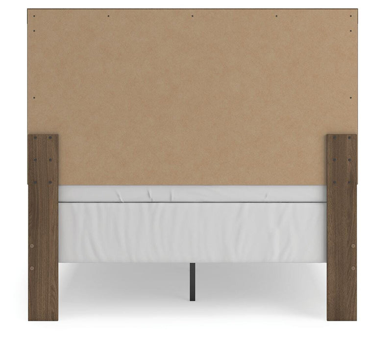 Broachmyn Bed - Pierce Furniture Gallery
