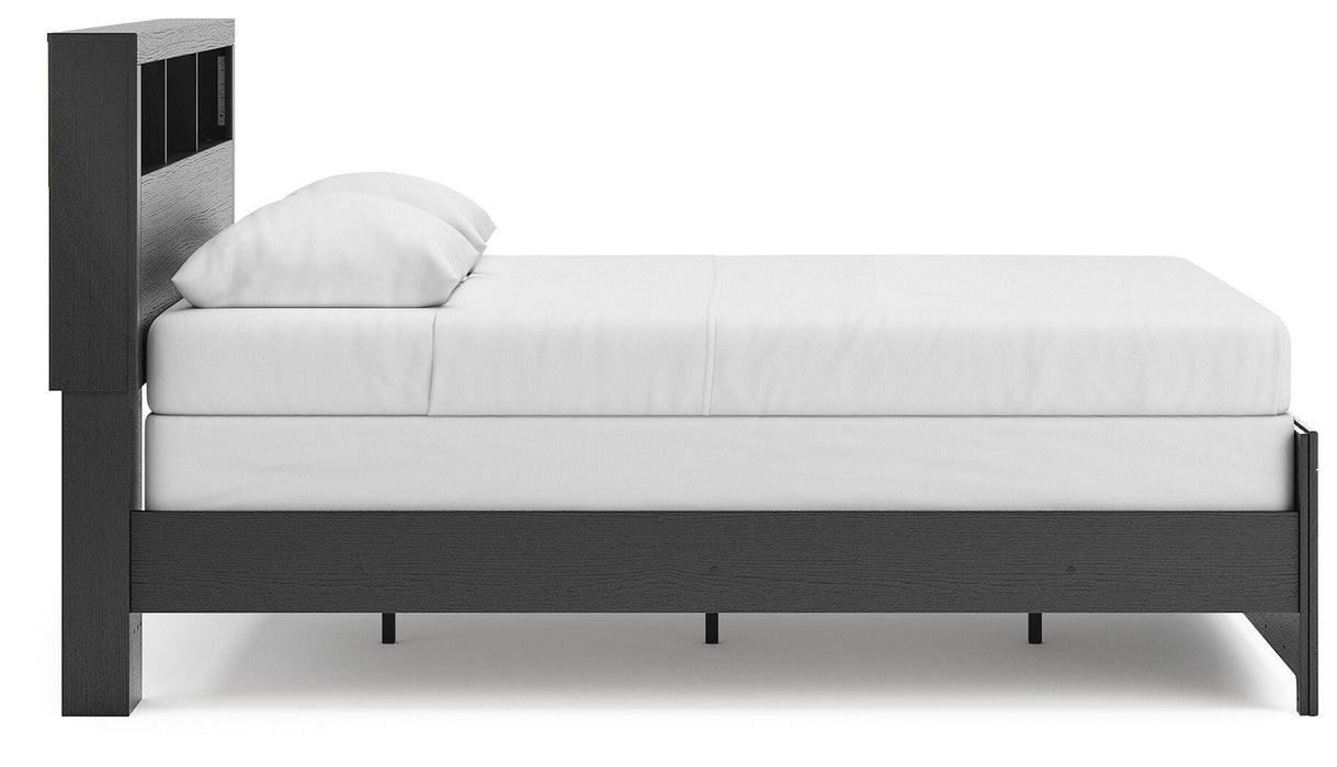 Broachmyn Bed - Pierce Furniture Gallery