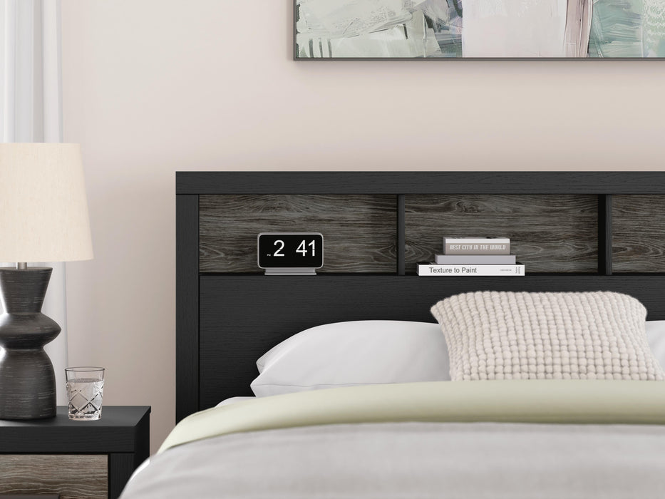 Broachmyn Bed - Pierce Furniture Gallery