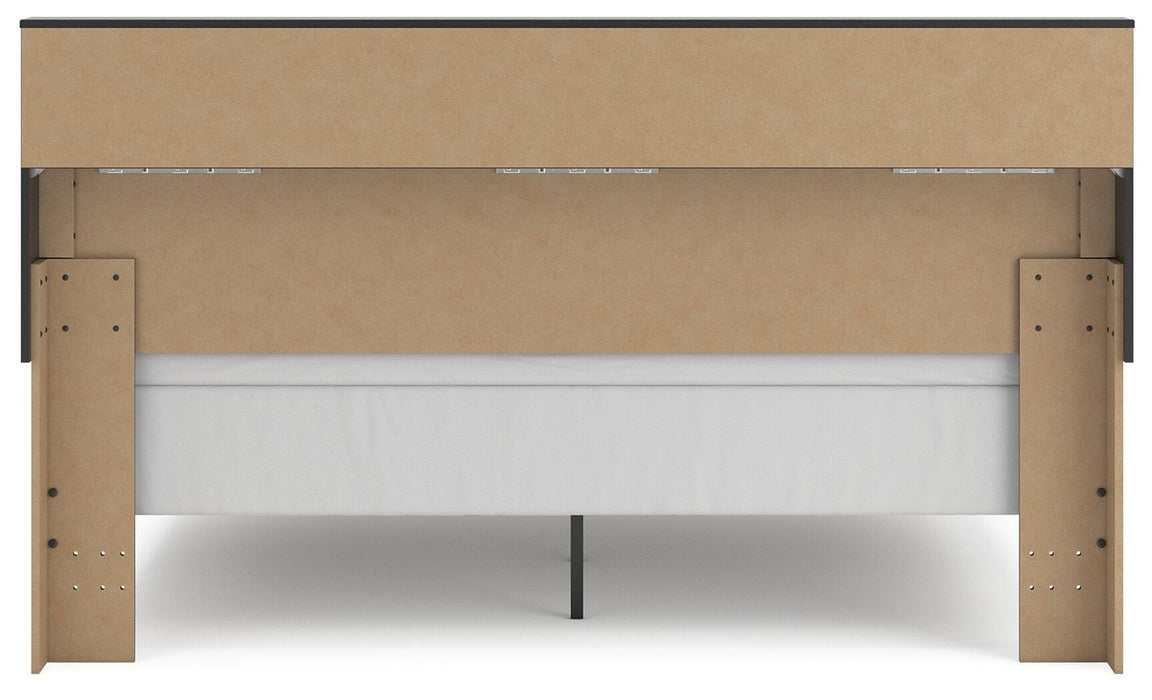 Broachmyn Bed - Pierce Furniture Gallery