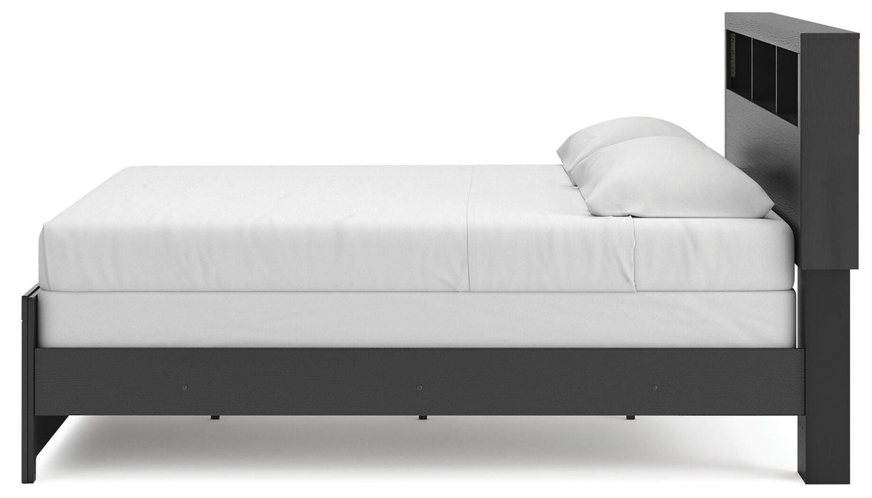 Broachmyn Bed - Pierce Furniture Gallery