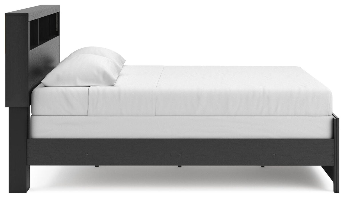 Broachmyn Bed - Pierce Furniture Gallery