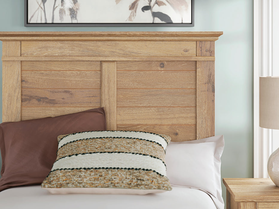 Makidern Bed - Pierce Furniture Gallery