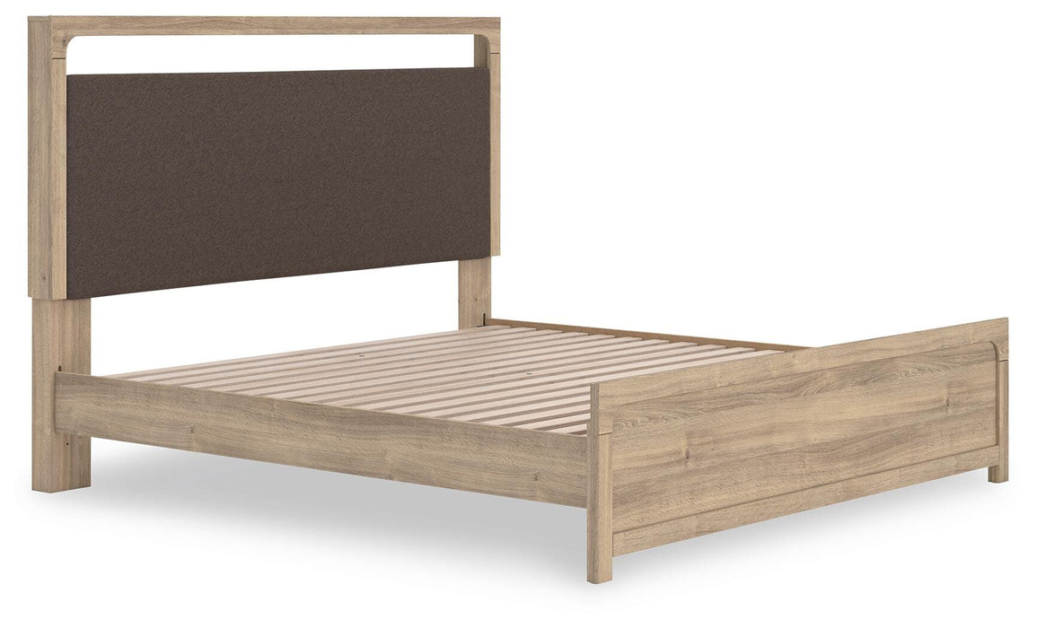 Kinlanni Upholstered Bed - Pierce Furniture Gallery