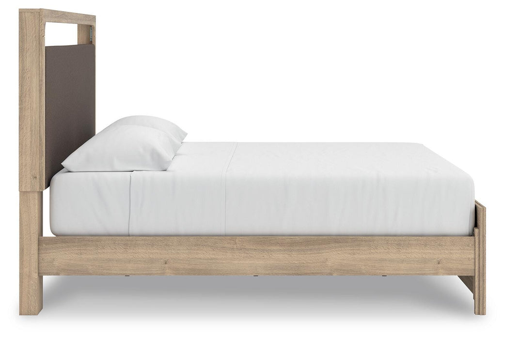 Kinlanni Upholstered Bed - Pierce Furniture Gallery