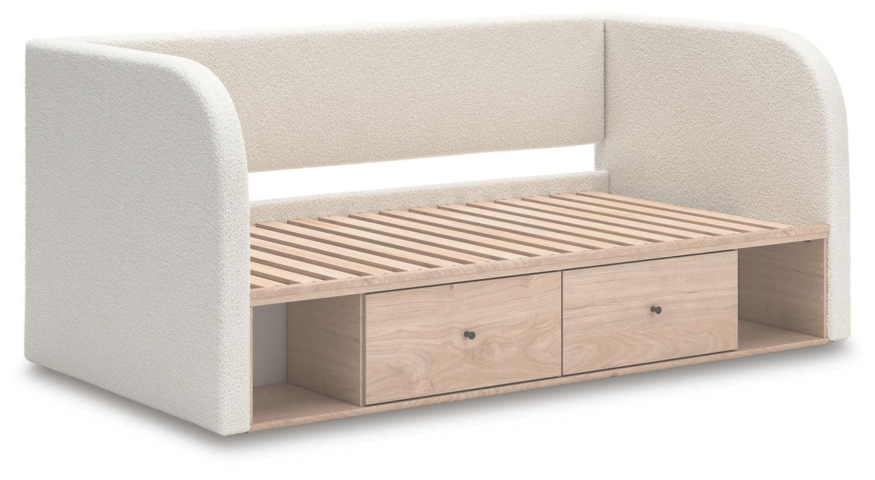 Arloster Upholstered Bed - Pierce Furniture Gallery