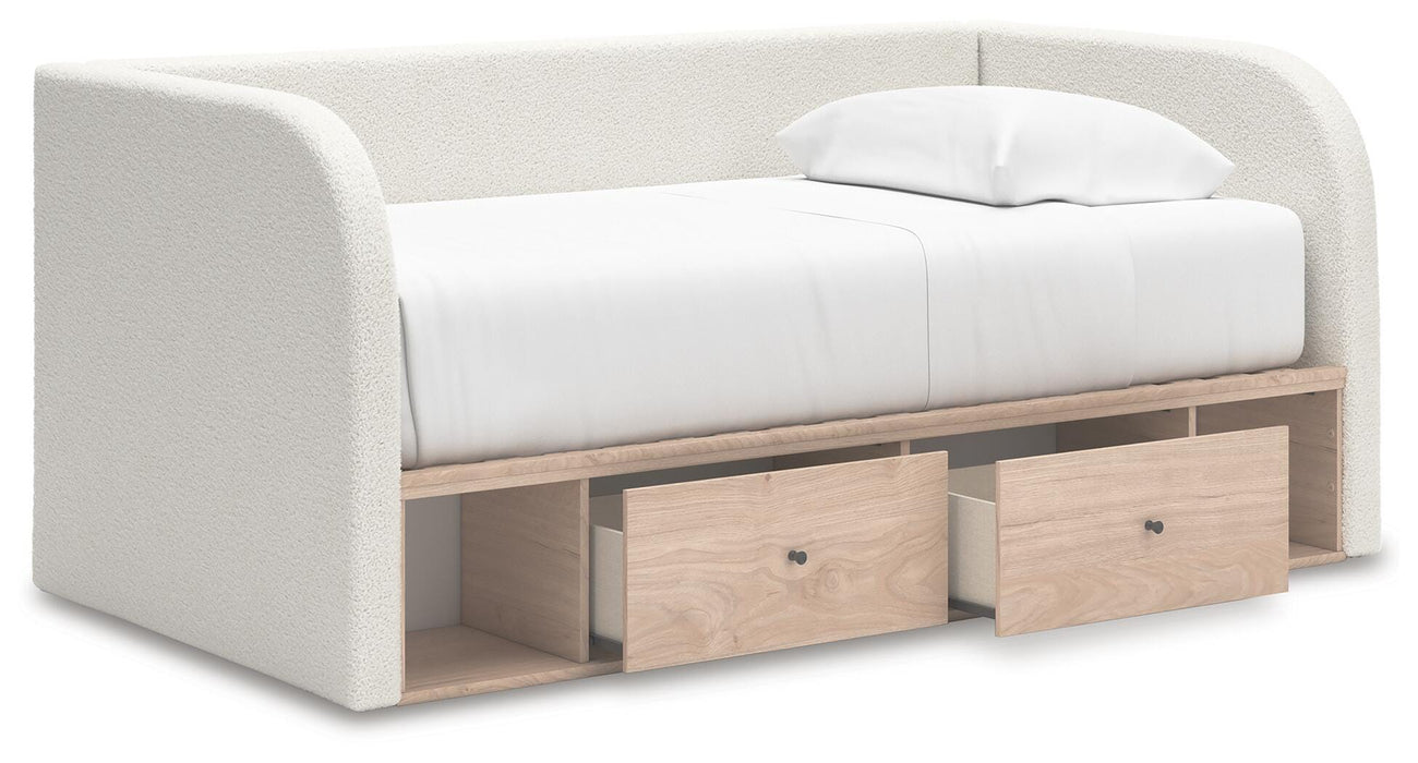 Arloster Upholstered Bed - Pierce Furniture Gallery