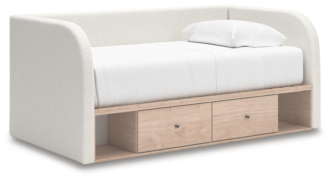 Arloster Upholstered Bed - Pierce Furniture Gallery