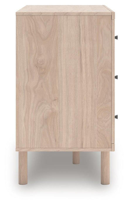 Arloster Dresser - Pierce Furniture Gallery