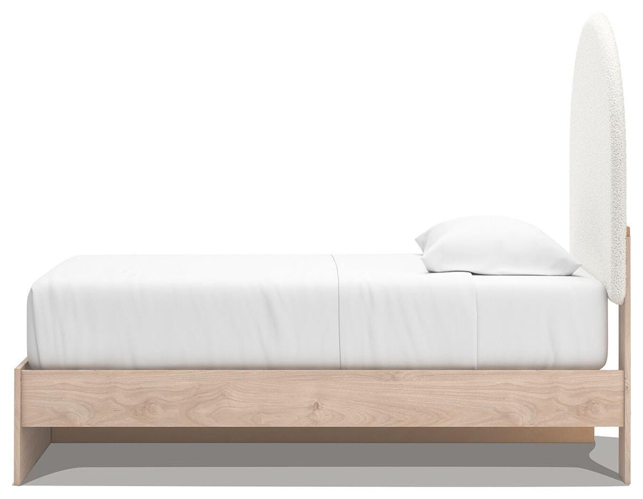 Arloster Upholstered Bed - Pierce Furniture Gallery