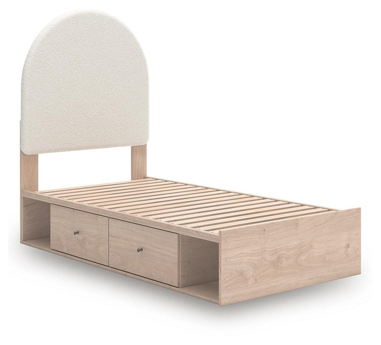 Arloster Upholstered Bed - Pierce Furniture Gallery