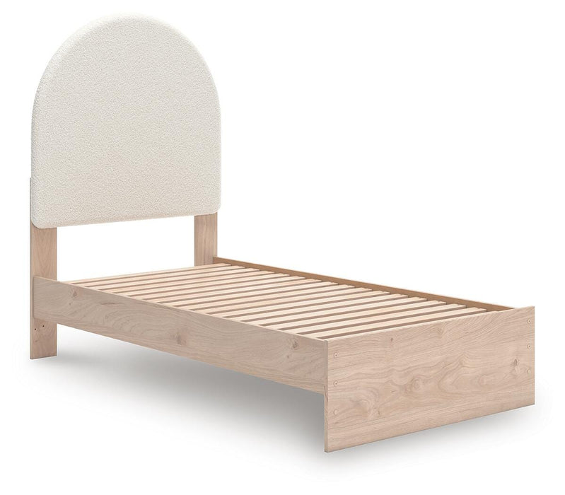 Arloster Upholstered Bed - Pierce Furniture Gallery