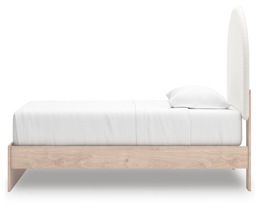 Arloster Upholstered Bed - Pierce Furniture Gallery