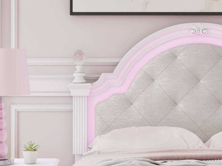 Kozlani Upholstered Bed - Pierce Furniture Gallery