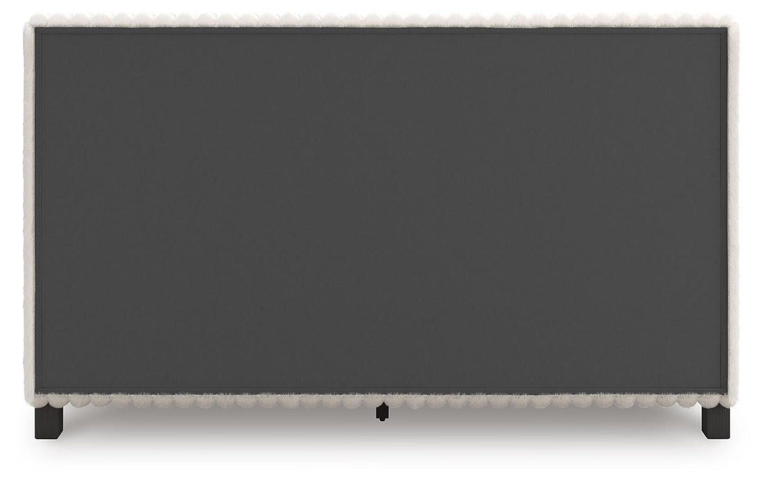 Zuraleus Bed - Pierce Furniture Gallery