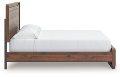 Fortlorn Bed - Pierce Furniture Gallery