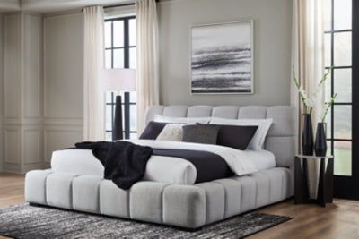 Grendusk Upholstered Bed - Pierce Furniture Gallery