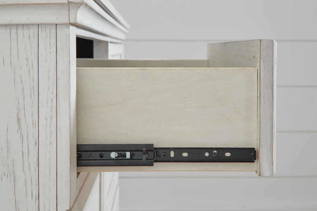 Robbinsdale Bedroom Set - Pierce Furniture Gallery