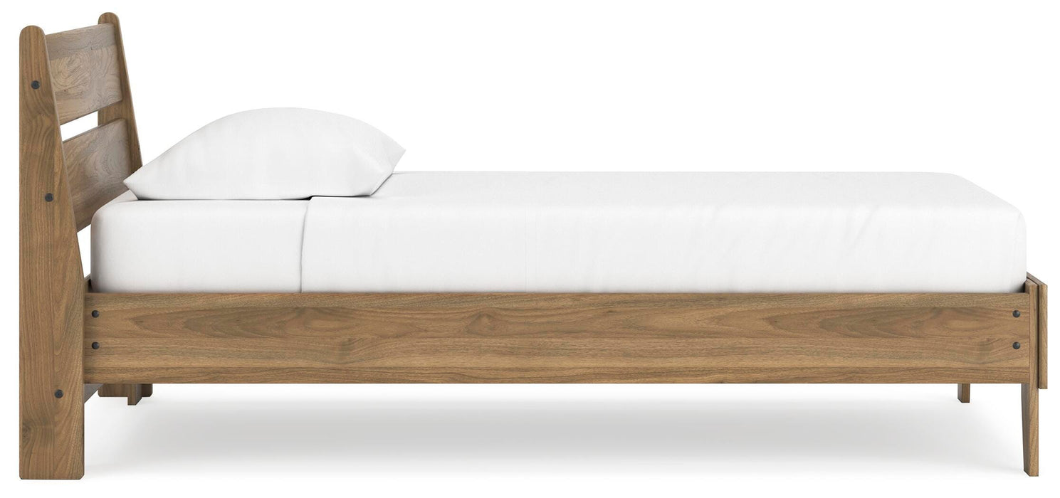 Deanlow Bed - Pierce Furniture Gallery