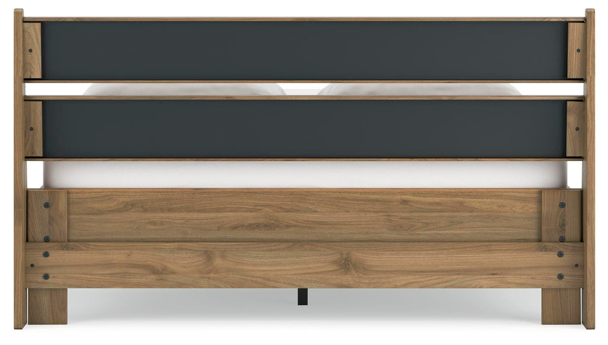 Deanlow Bed - Pierce Furniture Gallery