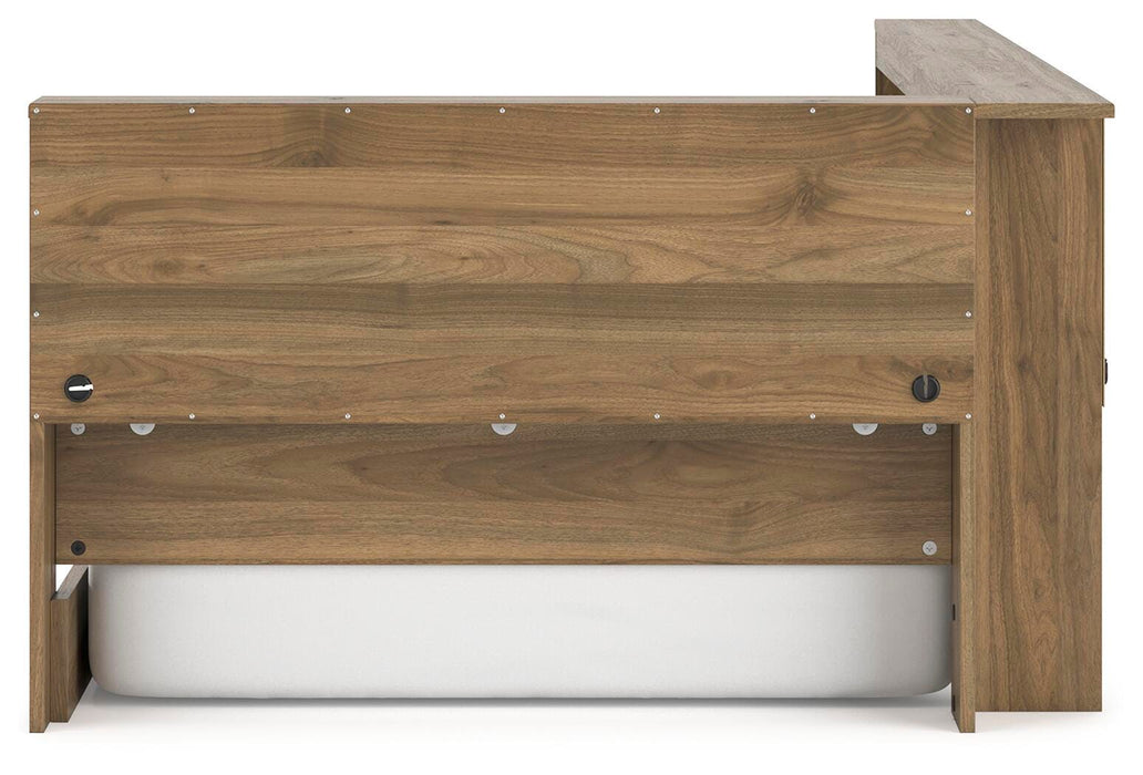 Deanlow Bed - Pierce Furniture Gallery