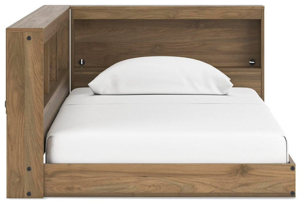 Deanlow Bed - Pierce Furniture Gallery