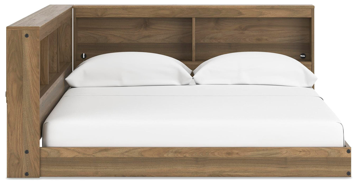 Deanlow Bed - Pierce Furniture Gallery