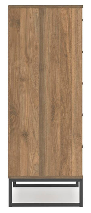 Deanlow Chest of Drawers - Pierce Furniture Gallery